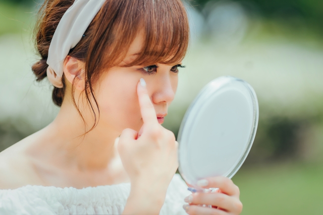 ビオルチアアイラッシュセラムは色素沈着する？成分や安全性を徹底解説！